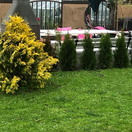 Pokoje Goscinne U Znajomej Ujście-Darłowskie Kültér fotó